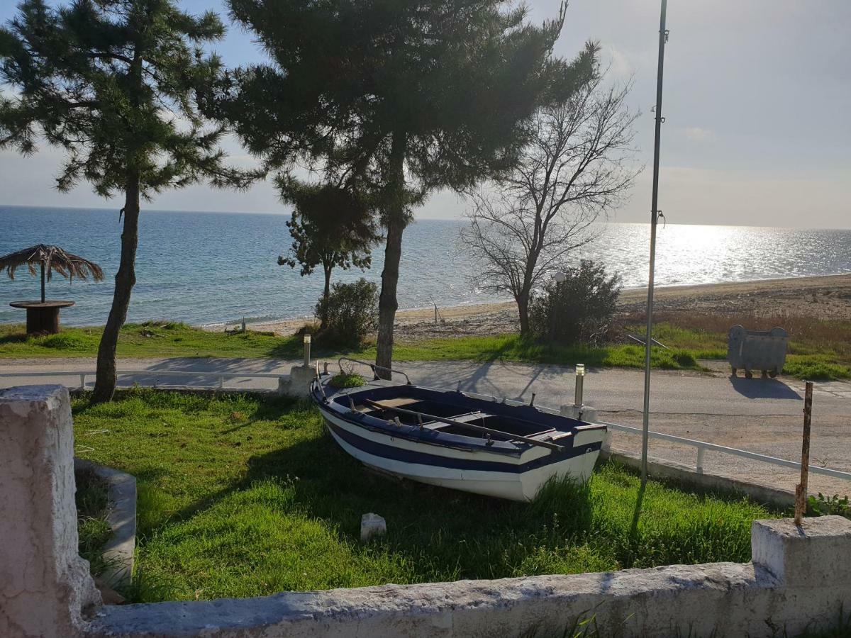 Kariani Beach Apartment Exteriör bild